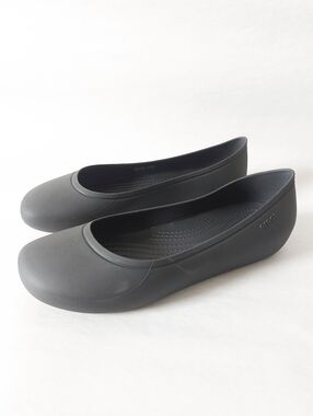 Crocs Women Brooklyn Ballet Flats Size 8 Black Walking Lightweight Comfy Slipon